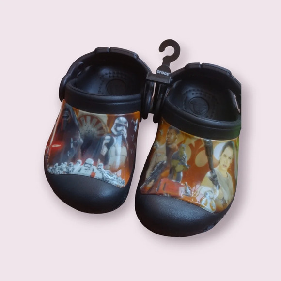 Crocs Star Wars Black & Yellow Clog - Kids Size 6/7 - Picture 4 of 14